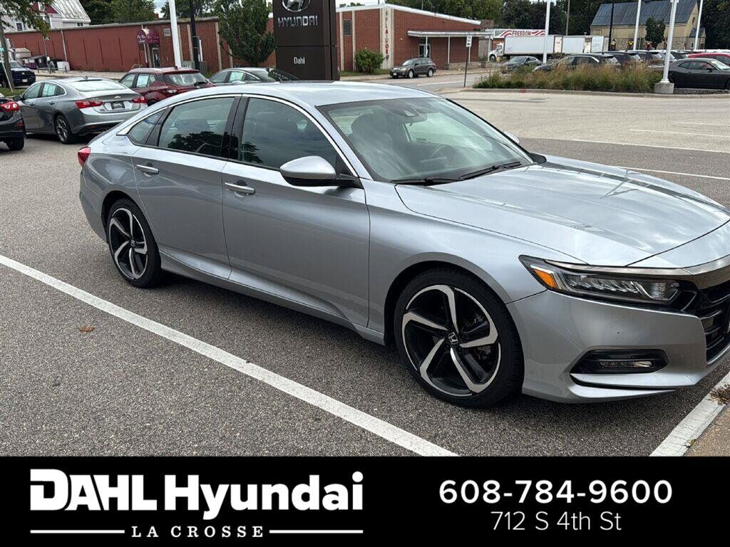 2018 HONDA Accord