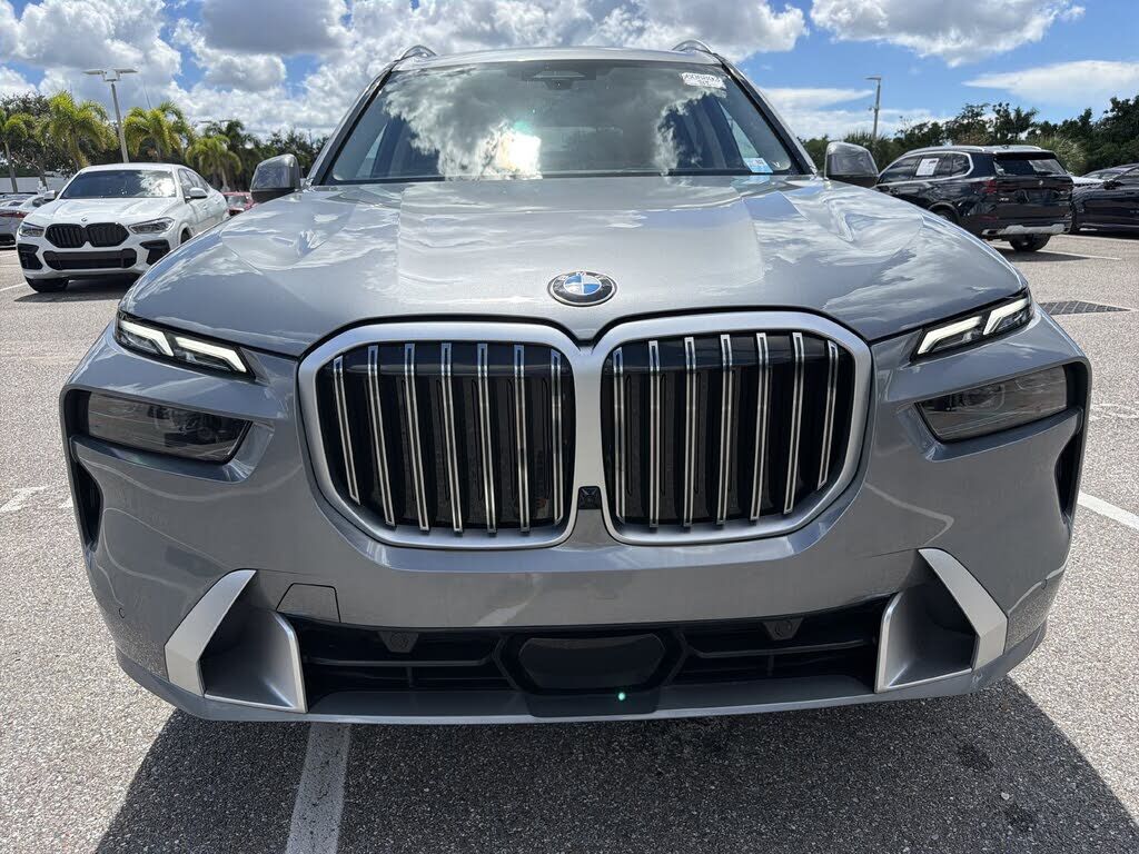 2026 BMW X7