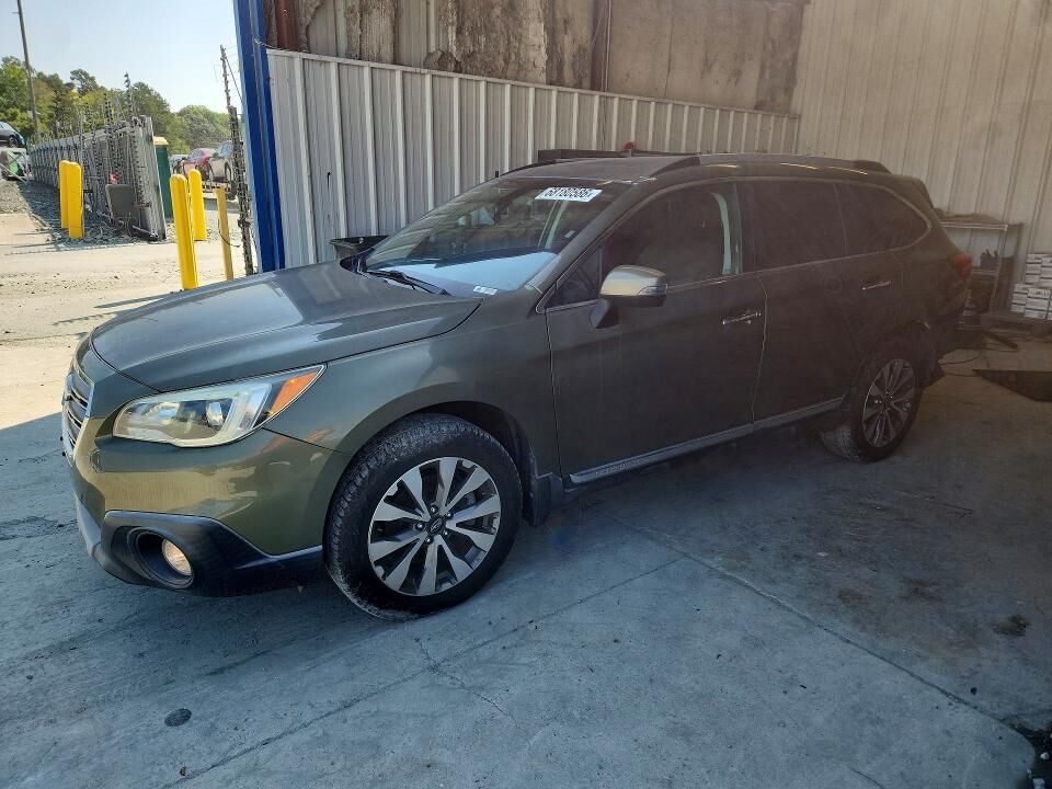 2017 SUBARU Outback