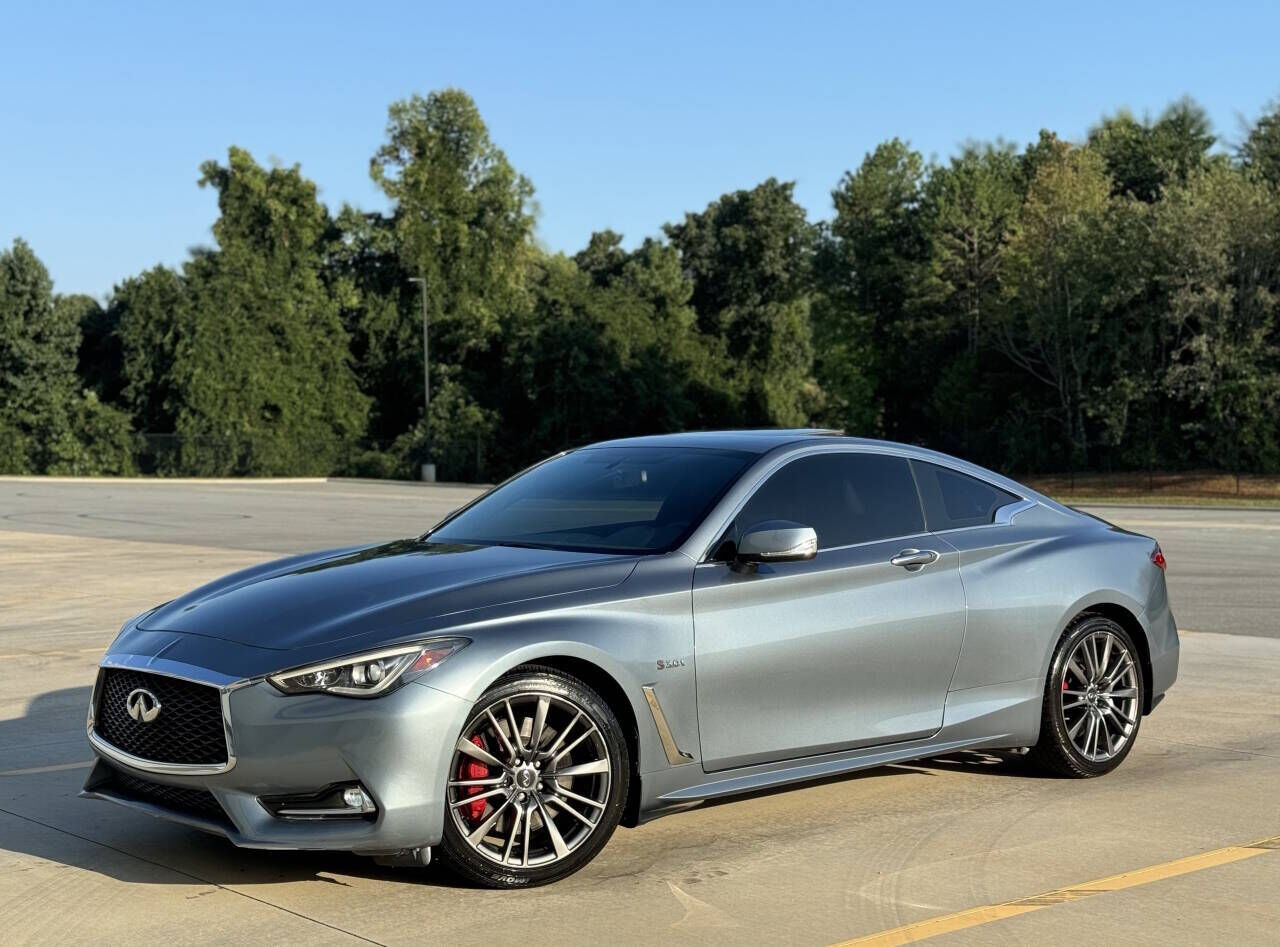 2017 INFINITI Q60