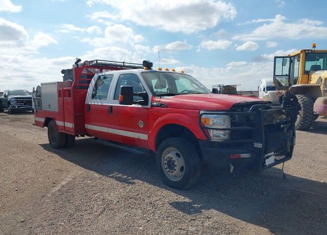 2011 FORD F-550