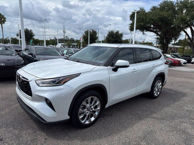 2023 TOYOTA Highlander