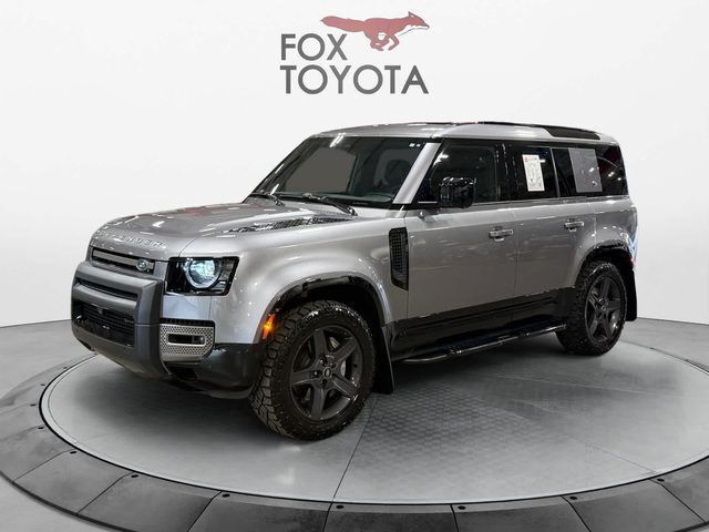 2022 LAND ROVER Defender