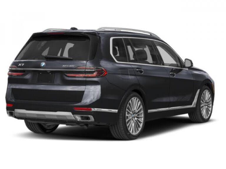 2027 BMW X7