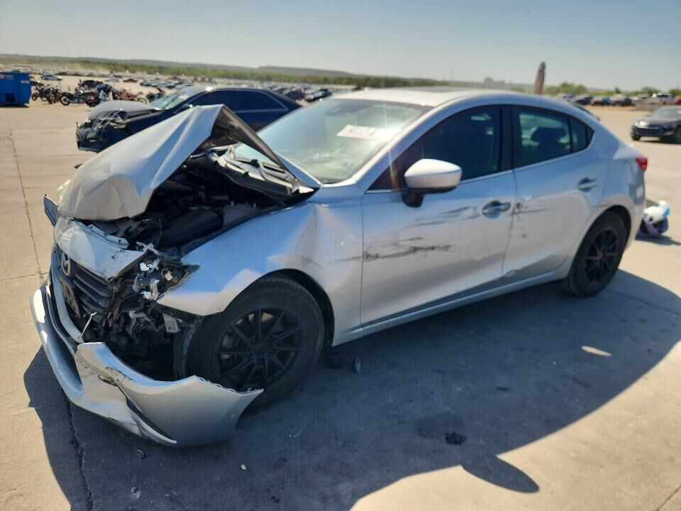 2018 MAZDA Mazda3