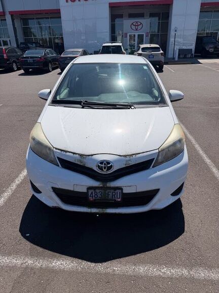2012 TOYOTA Yaris