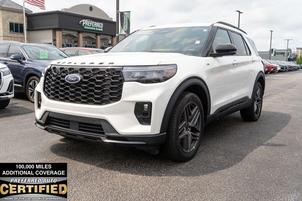 2025 FORD Explorer