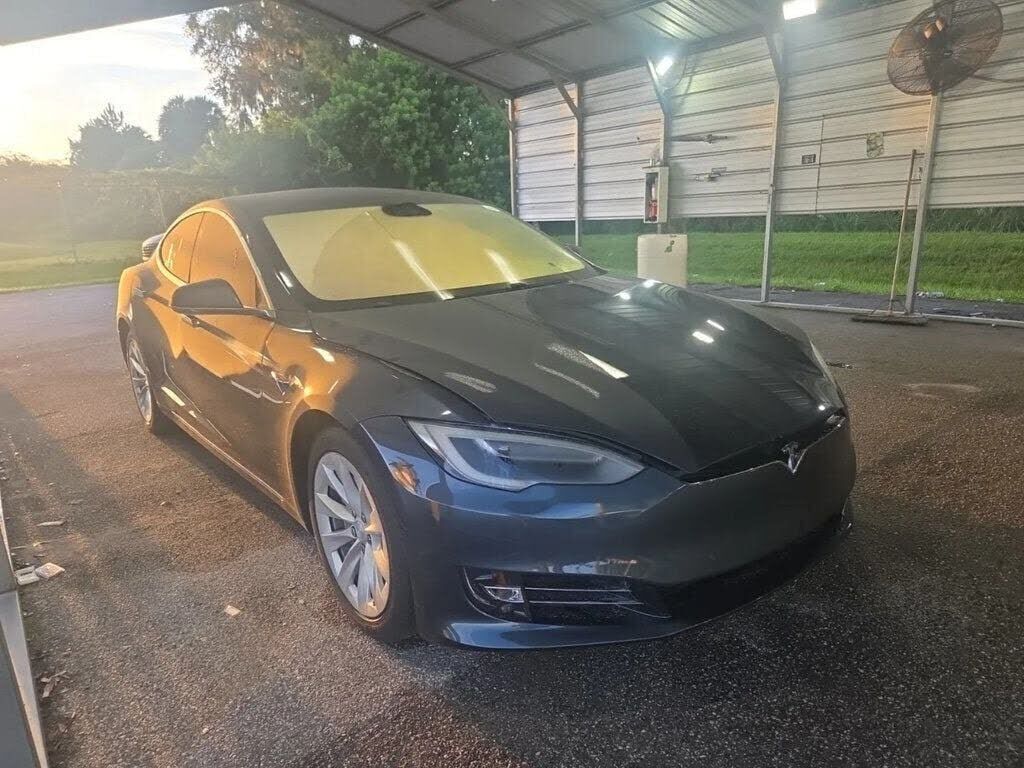 2017 TESLA Model S