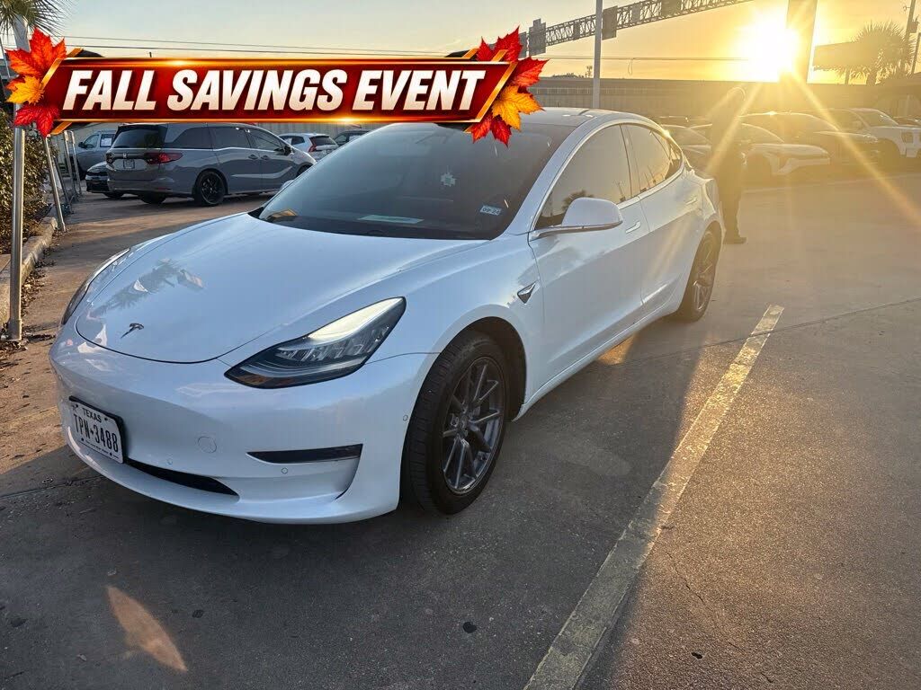 2019 TESLA Model 3