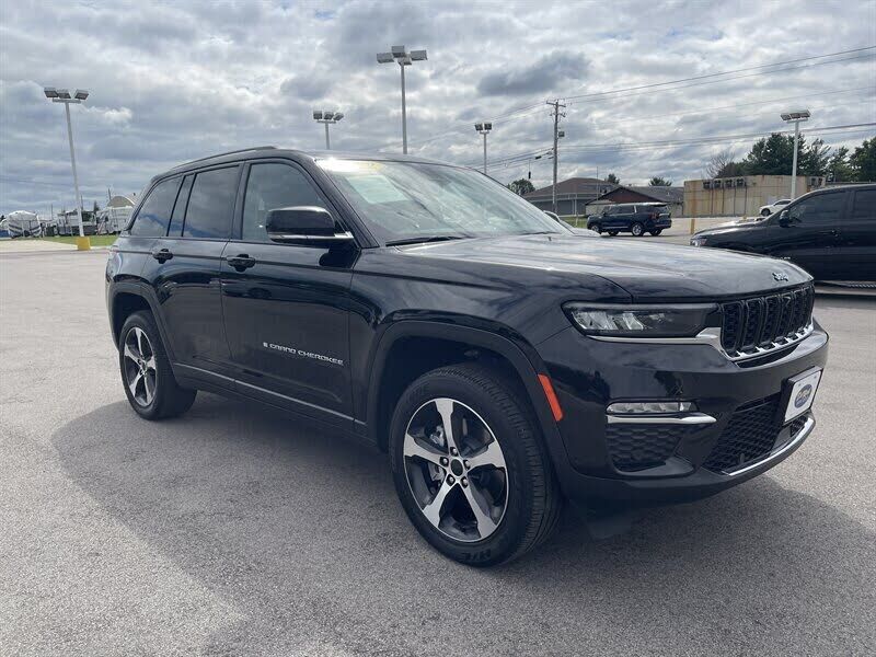 2022 JEEP Grand Cherokee