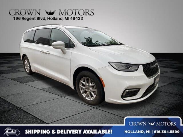 2022 CHRYSLER Pacifica