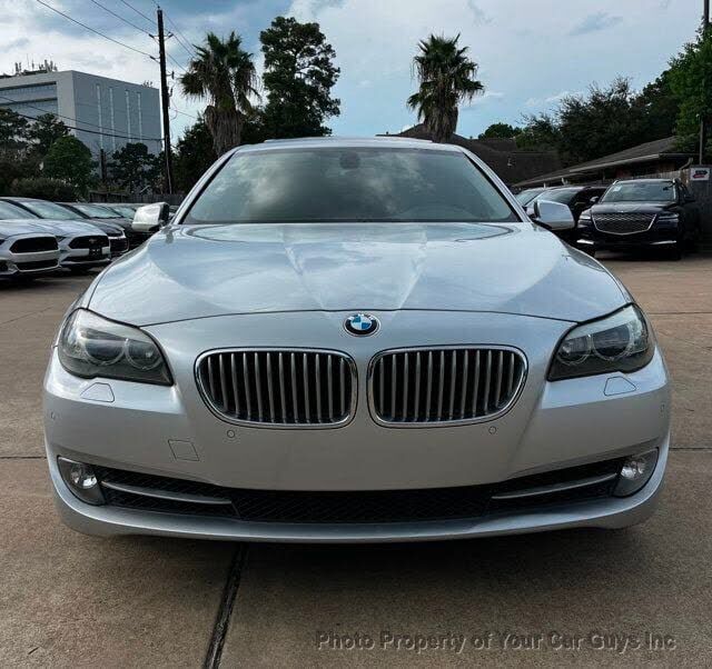 2011 BMW 550i