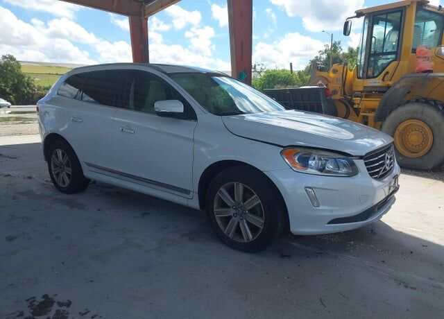 2016 VOLVO XC60