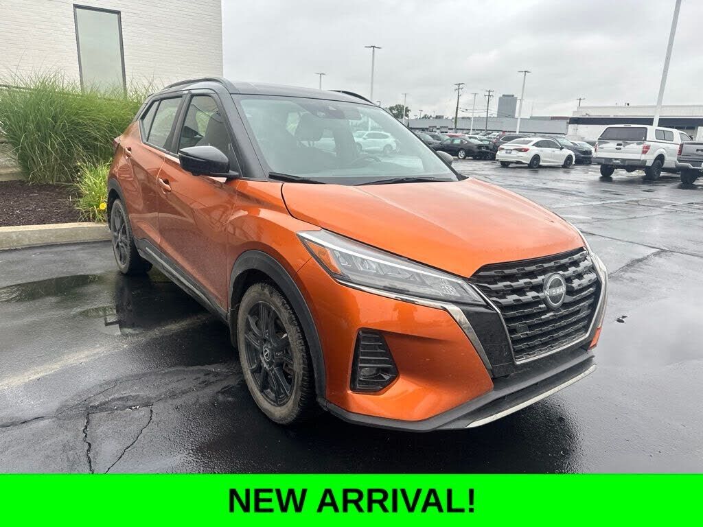 2023 NISSAN Kicks