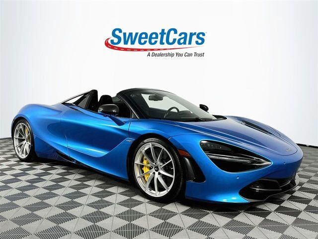 2022 MCLAREN 720S