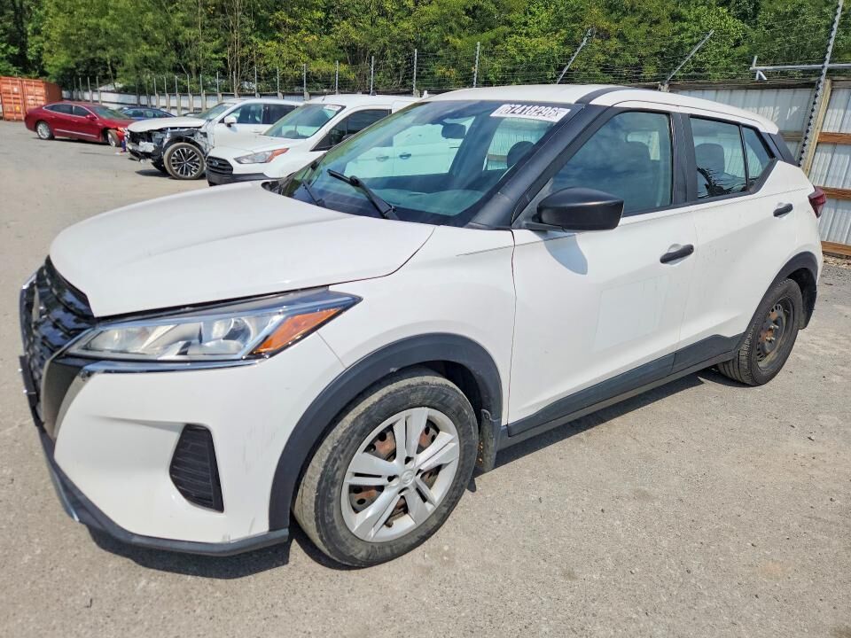 2021 NISSAN Kicks