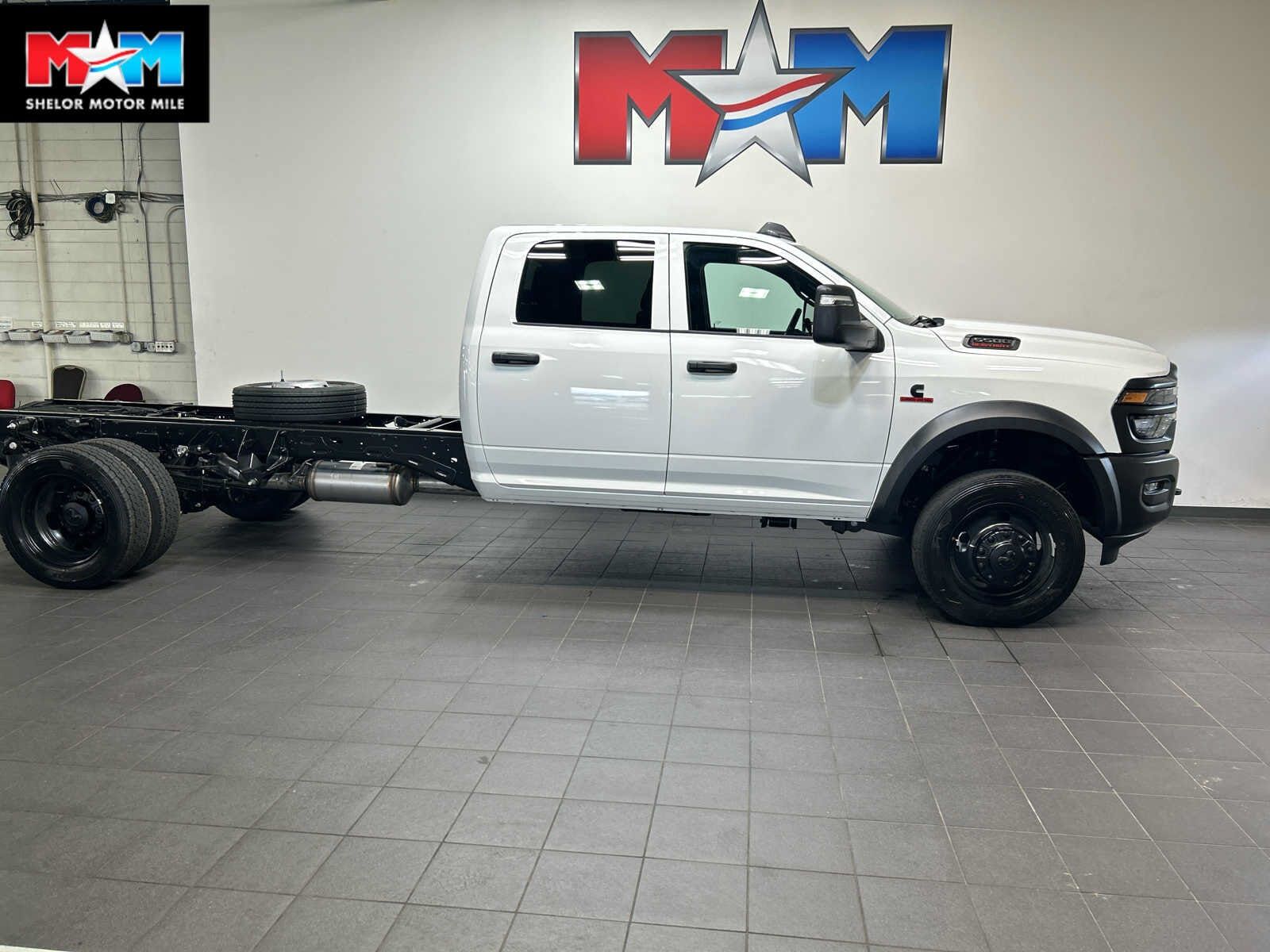 2027 RAM 5500
