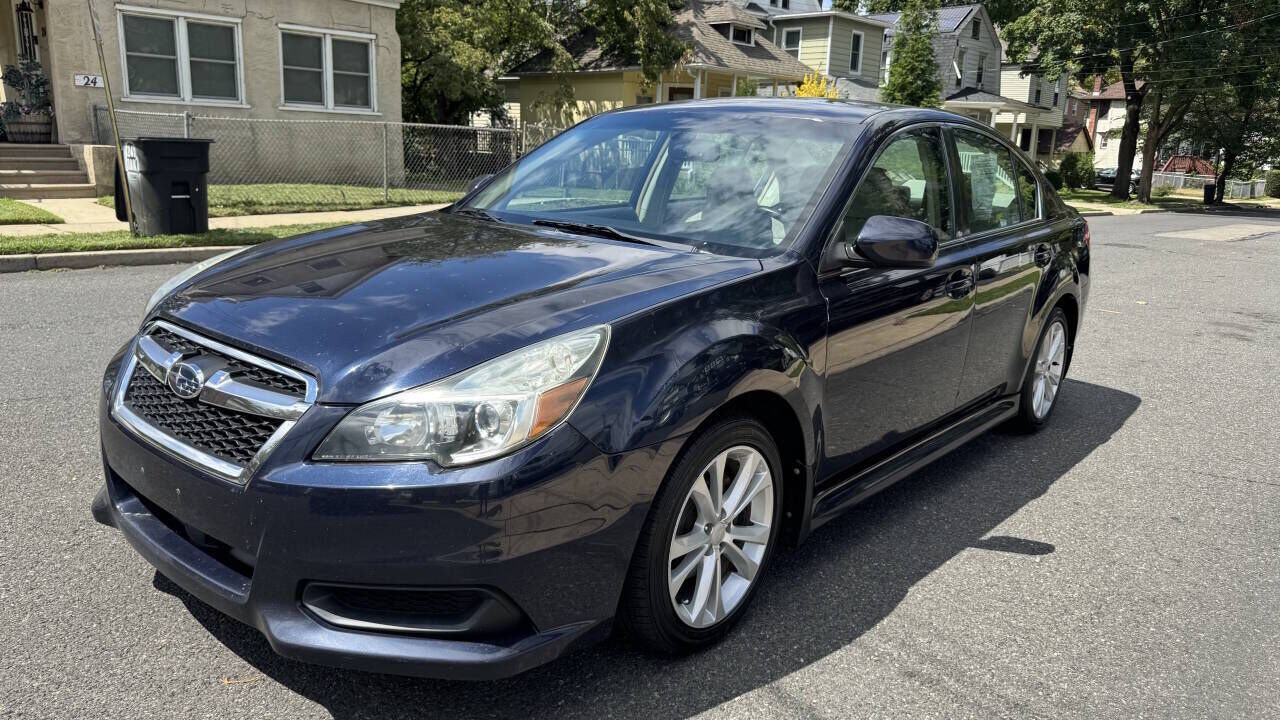2013 SUBARU Legacy