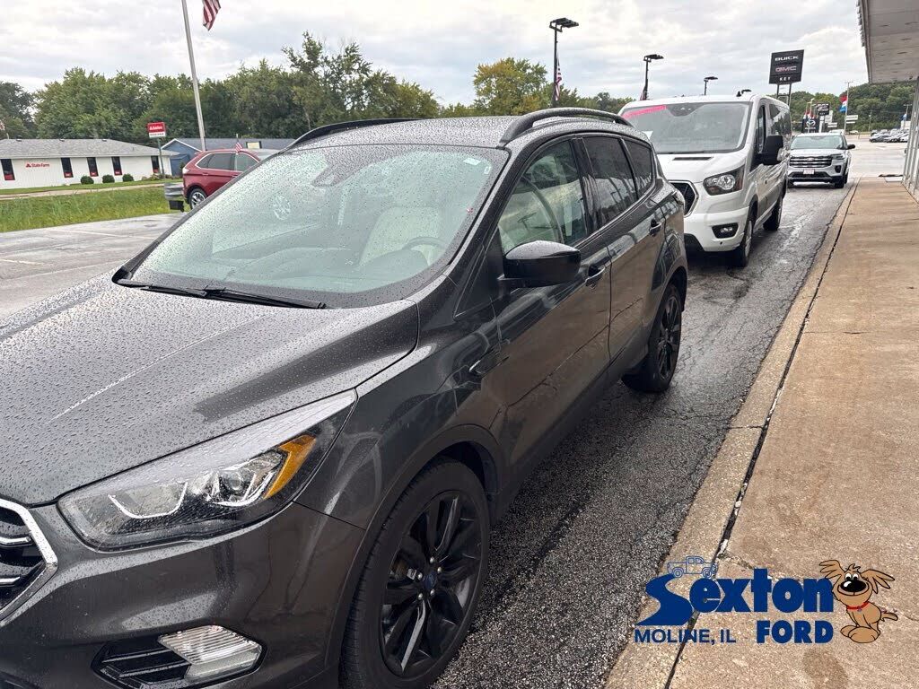2018 FORD Escape