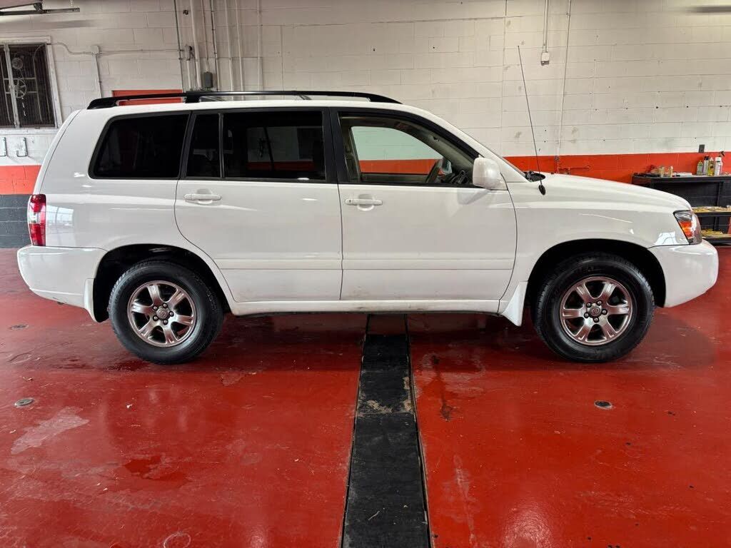 2005 TOYOTA Highlander