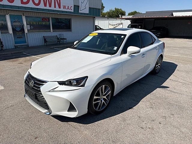 2018 LEXUS IS