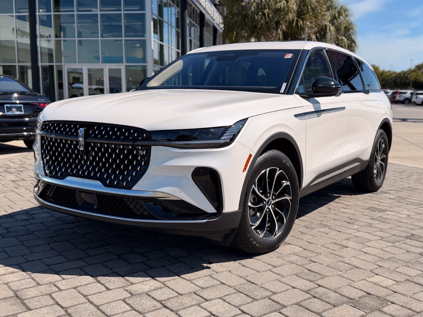 2025 LINCOLN Nautilus