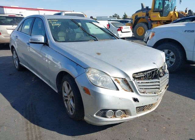 2010 MERCEDES-BENZ E-Class
