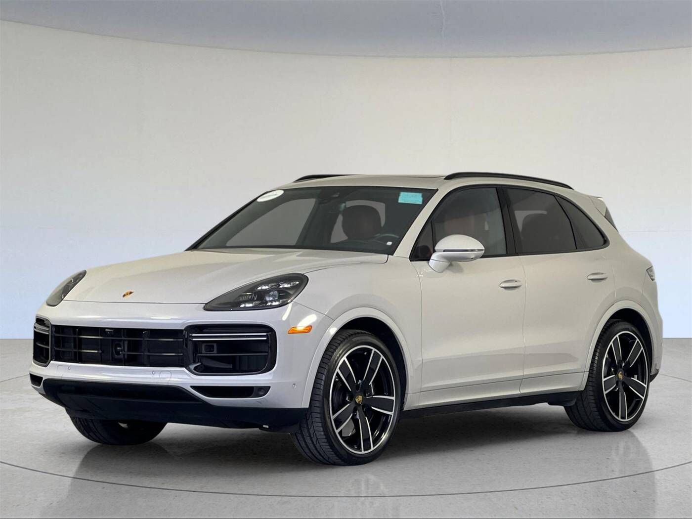 2022 PORSCHE Cayenne