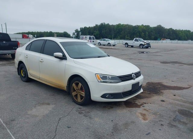2012 VOLKSWAGEN Jetta