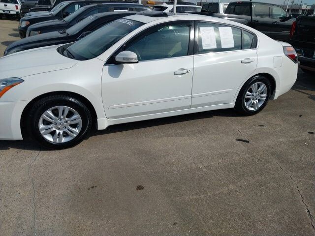 2010 NISSAN Altima