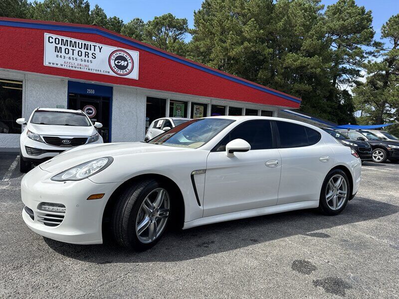 2012 PORSCHE Panamera