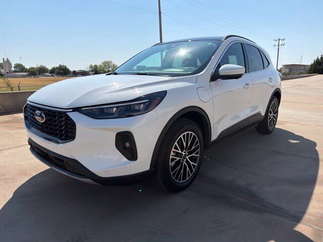 2025 FORD Escape