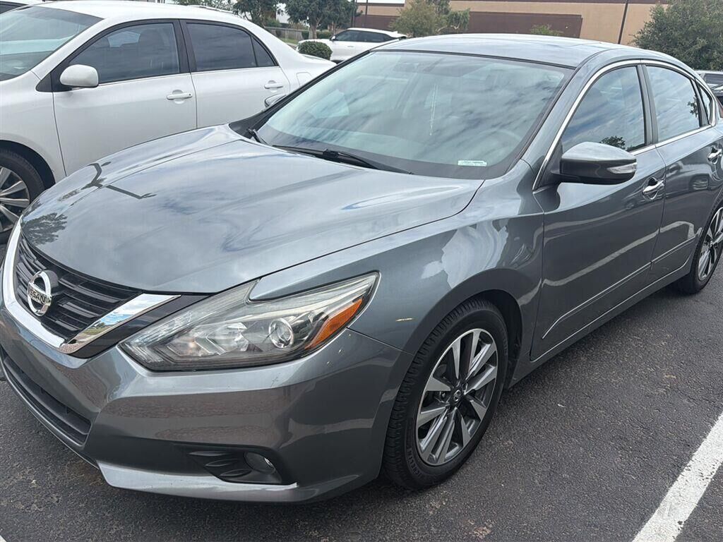 2017 NISSAN Altima