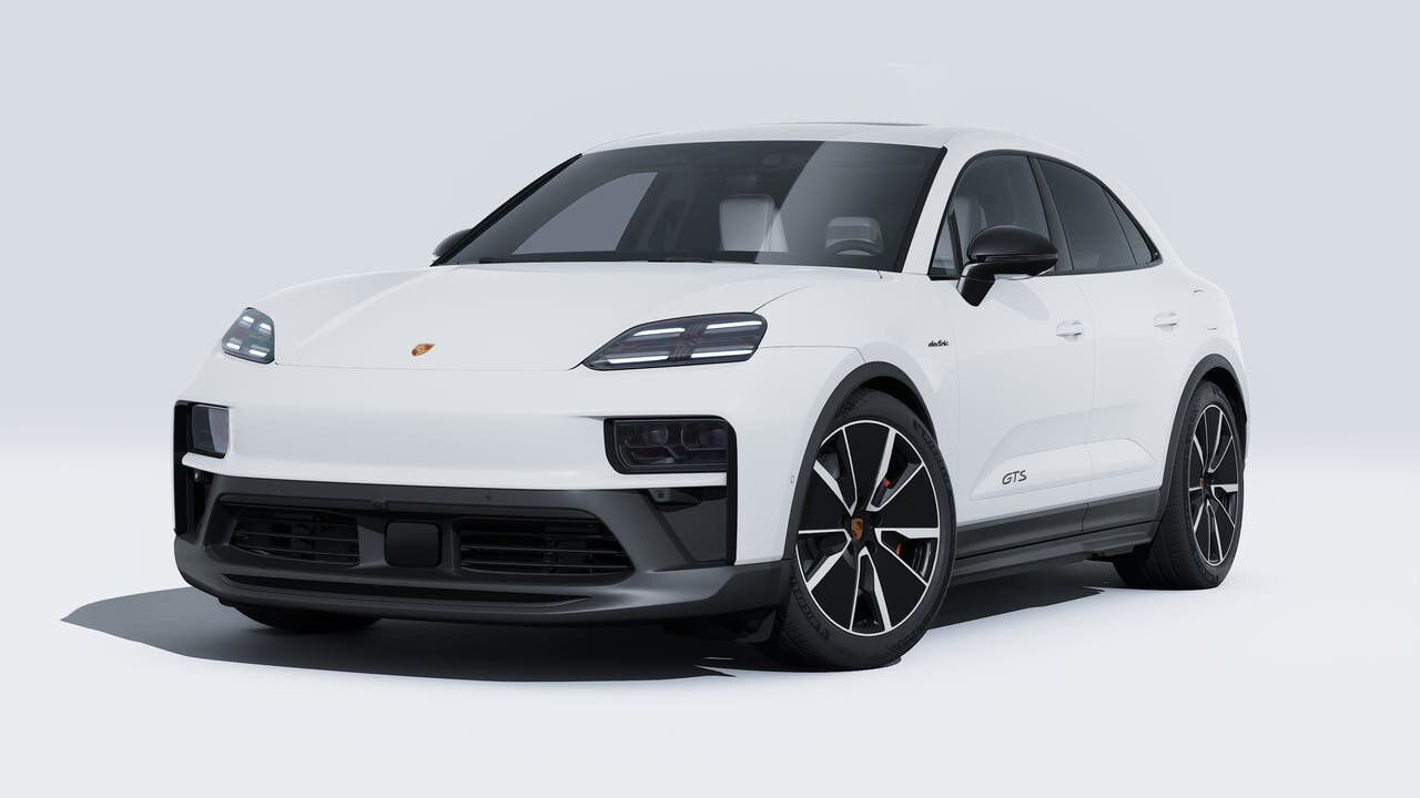 2026 PORSCHE Macan