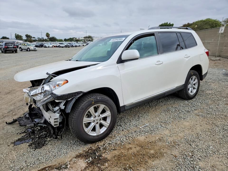 2013 TOYOTA Highlander