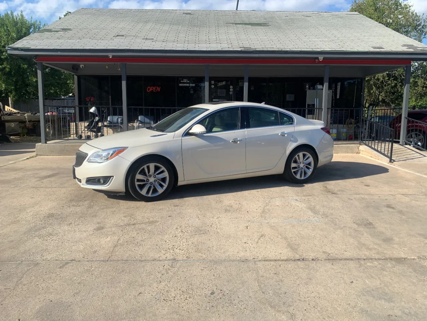 2014 BUICK Regal