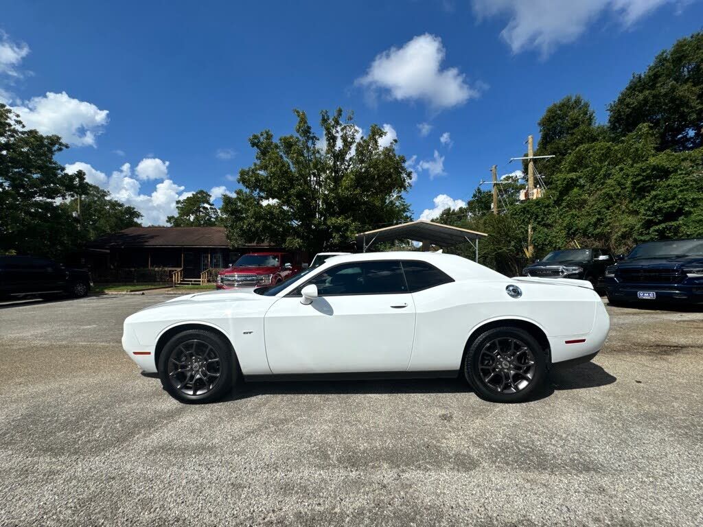 2018 DODGE Challenger