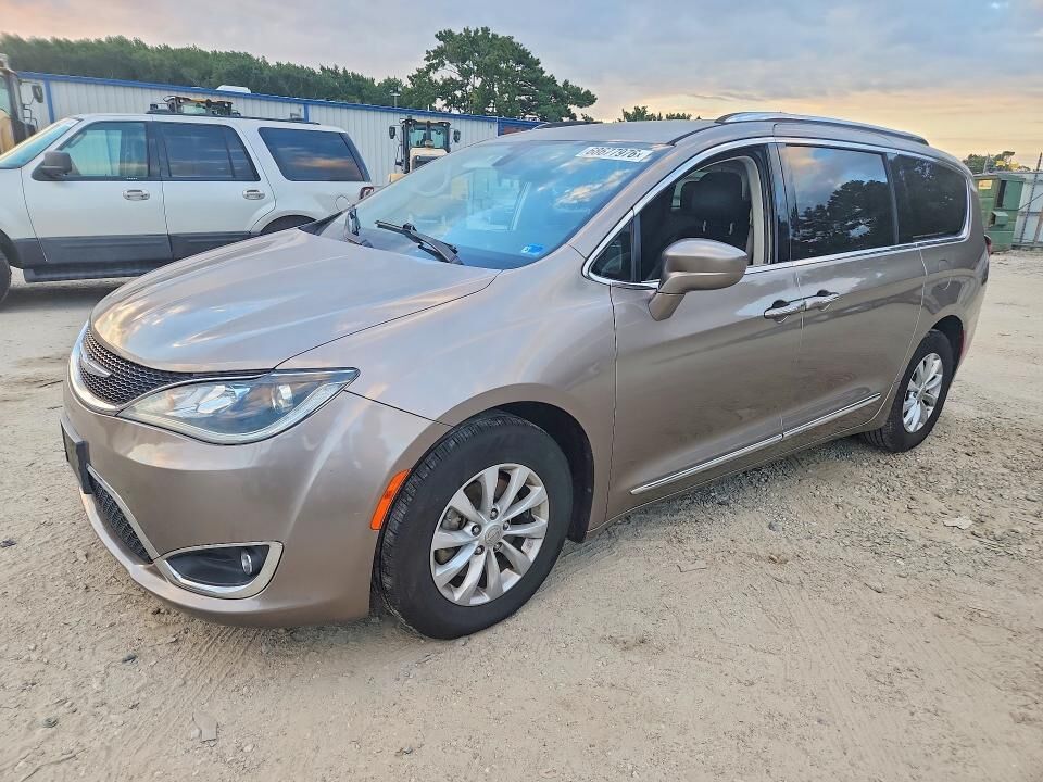 2018 CHRYSLER Pacifica