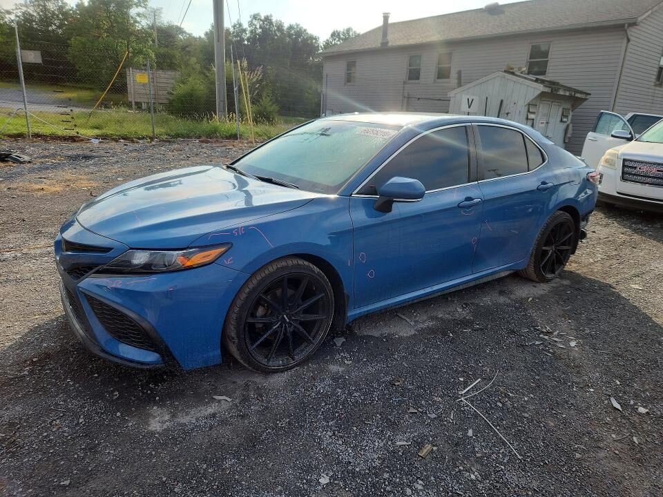 2023 TOYOTA Camry