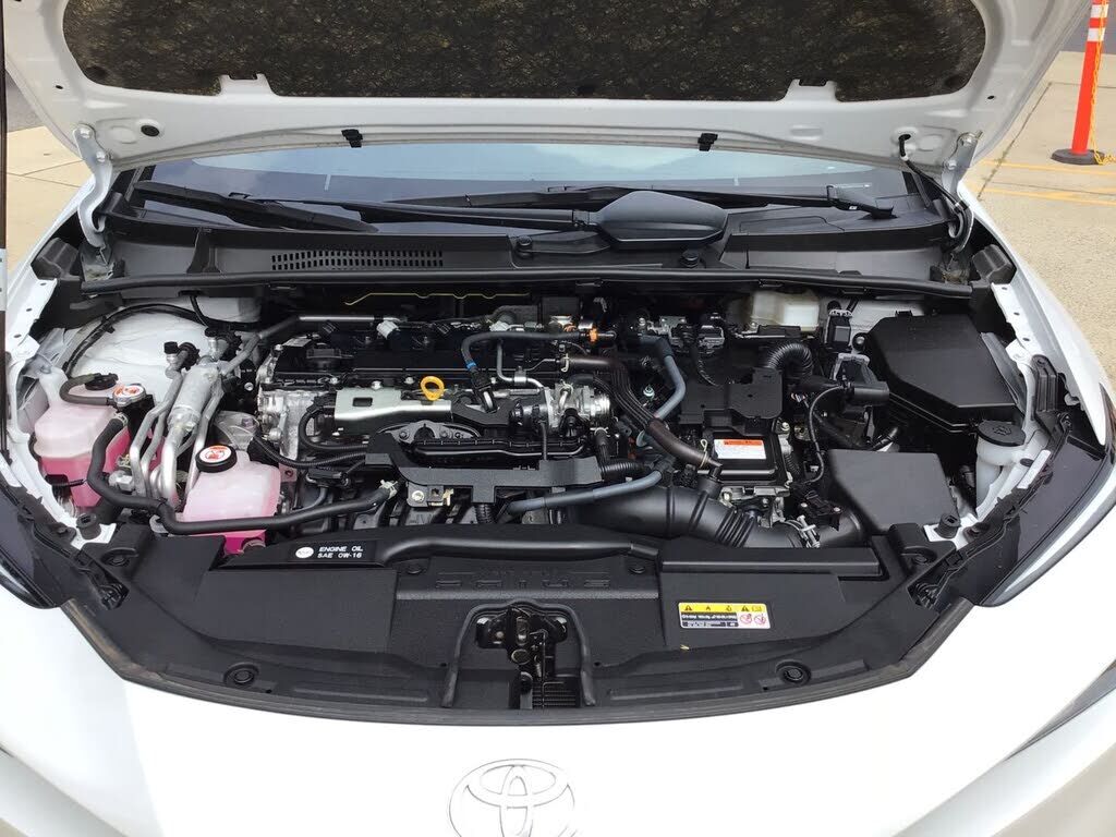 2024 TOYOTA Prius