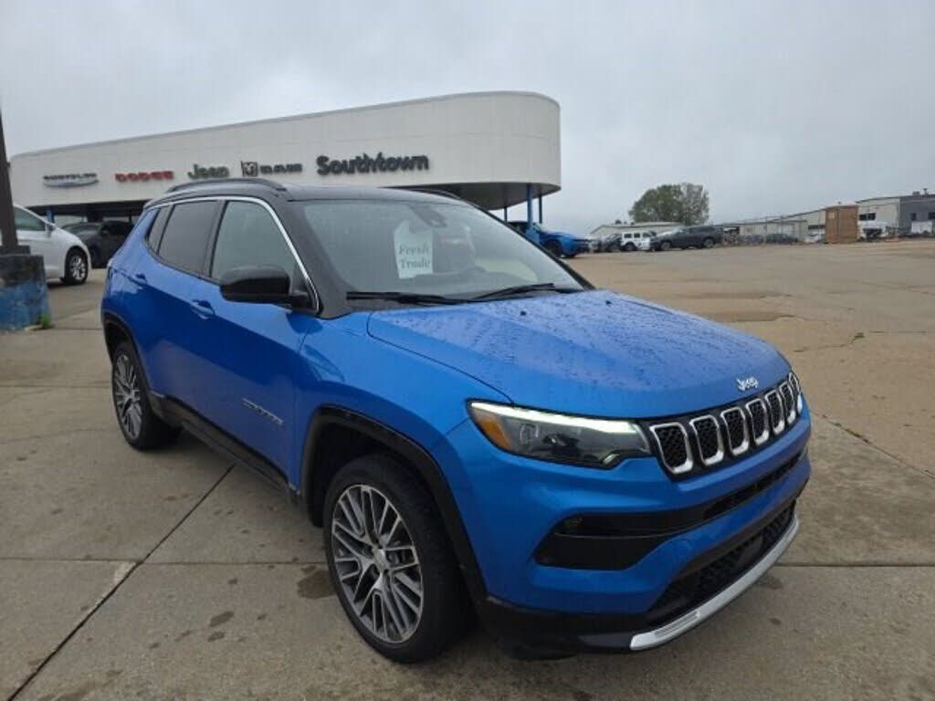 2023 JEEP Compass