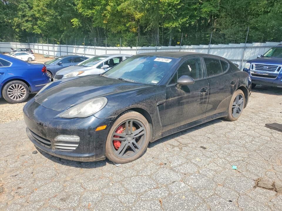 2011 PORSCHE Panamera