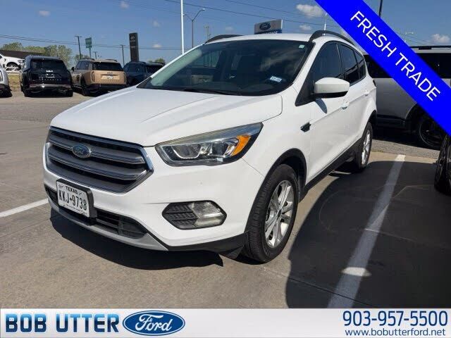 2017 FORD Escape