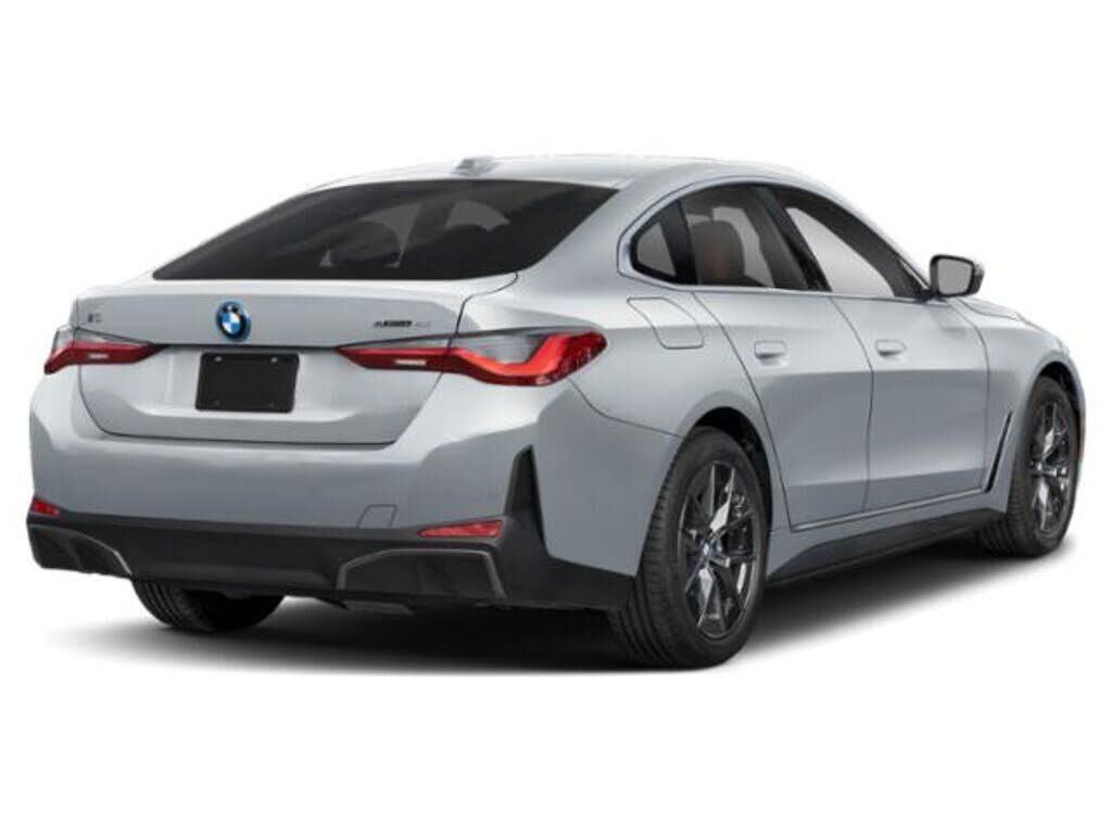 2026 BMW i4