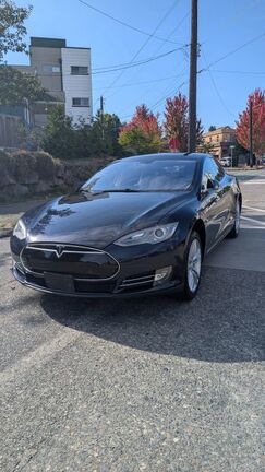 2014 TESLA Model S