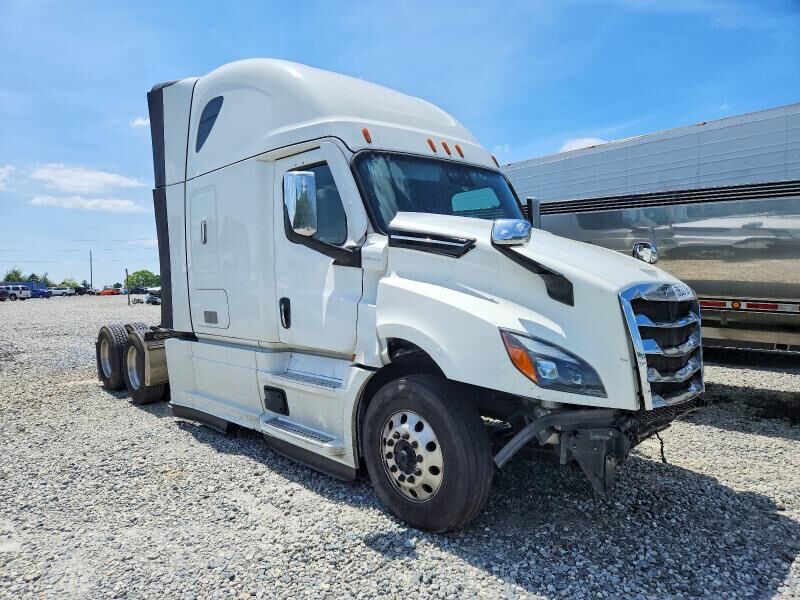 2023 FREIGHTLINER Cascadia