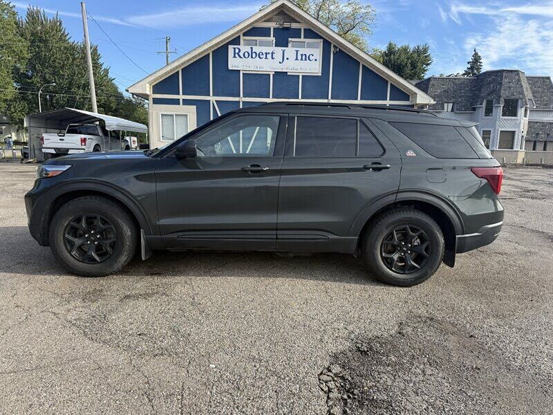 2022 FORD Explorer