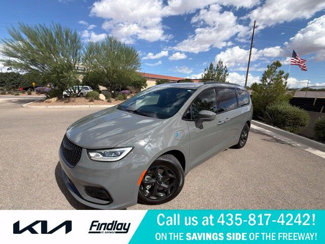2021 CHRYSLER Pacifica