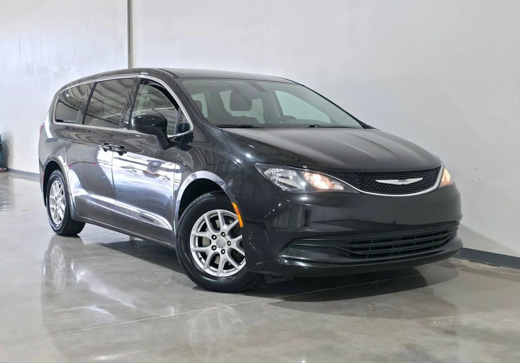 2017 CHRYSLER Pacifica