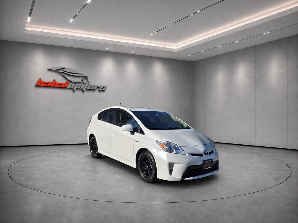 2015 TOYOTA PRIUS